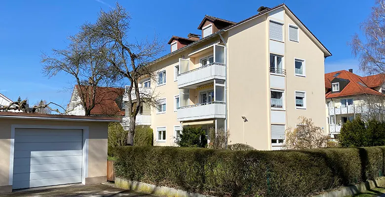 Mehrfamilienhaus mit 8 Wohnungen und 7 Garagen in Bad Wörishofen