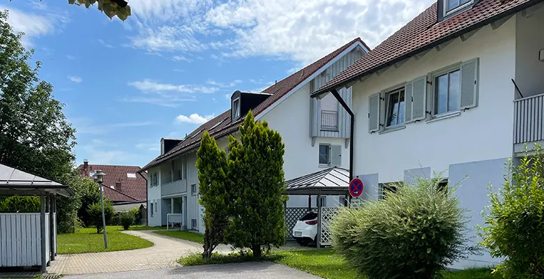 Mehrhausanlage mit 4 Häusern und 42 TG-Stellplätzen in Peiting