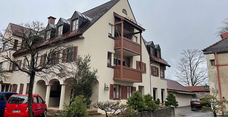 Altstadthaus mit 8 Wohnungen und 9 TG-Stellplätzen in Schongau